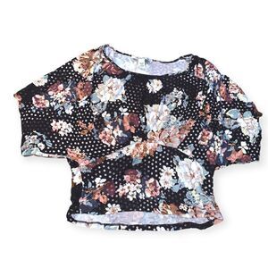 American rag floral crop top
